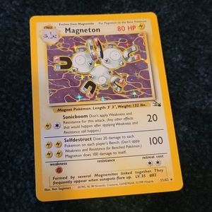Pokemon Magneton Fossil Holographic Base